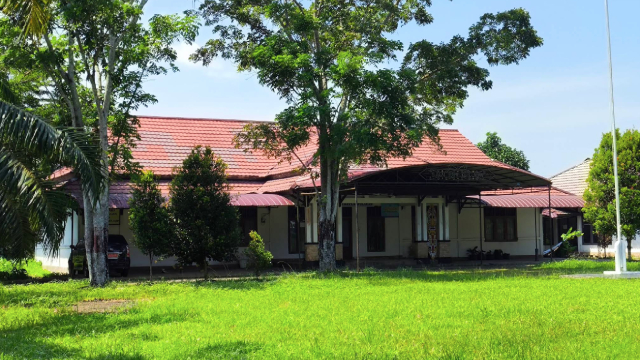 kecamatan sangaau ledo